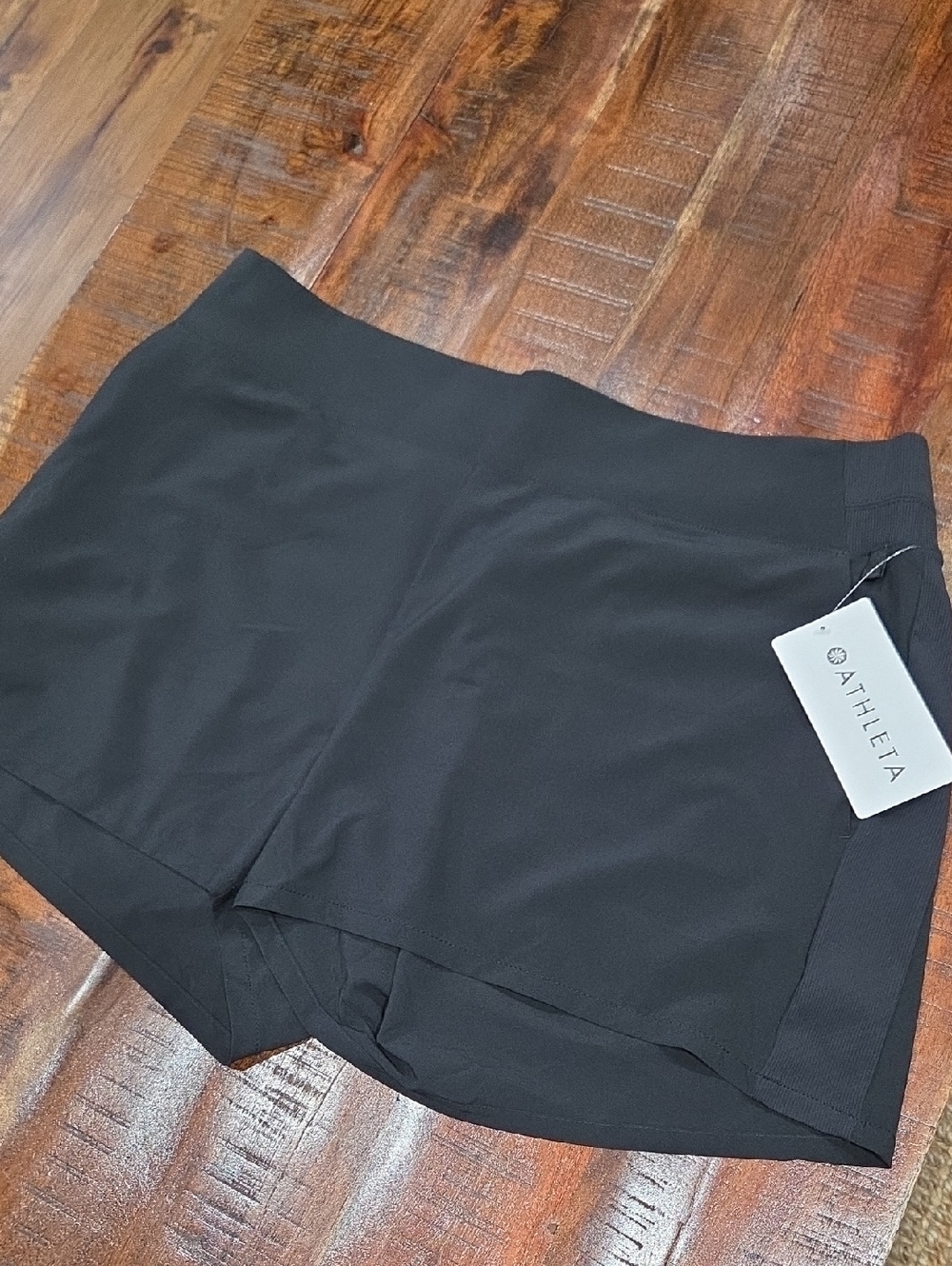 Athleta Shorts NWT